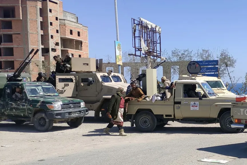مركز دراسات يحدد شروط نجاح المرحلة الانتقالي لما بعد اجتياح حضرموت والمهرة